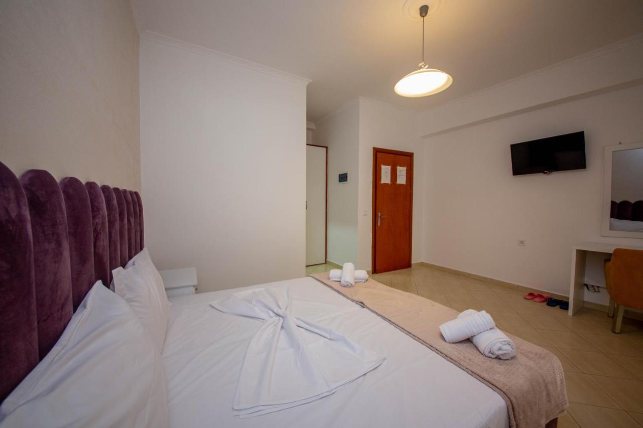 Hotel Keliani Sarandë Exteriör bild