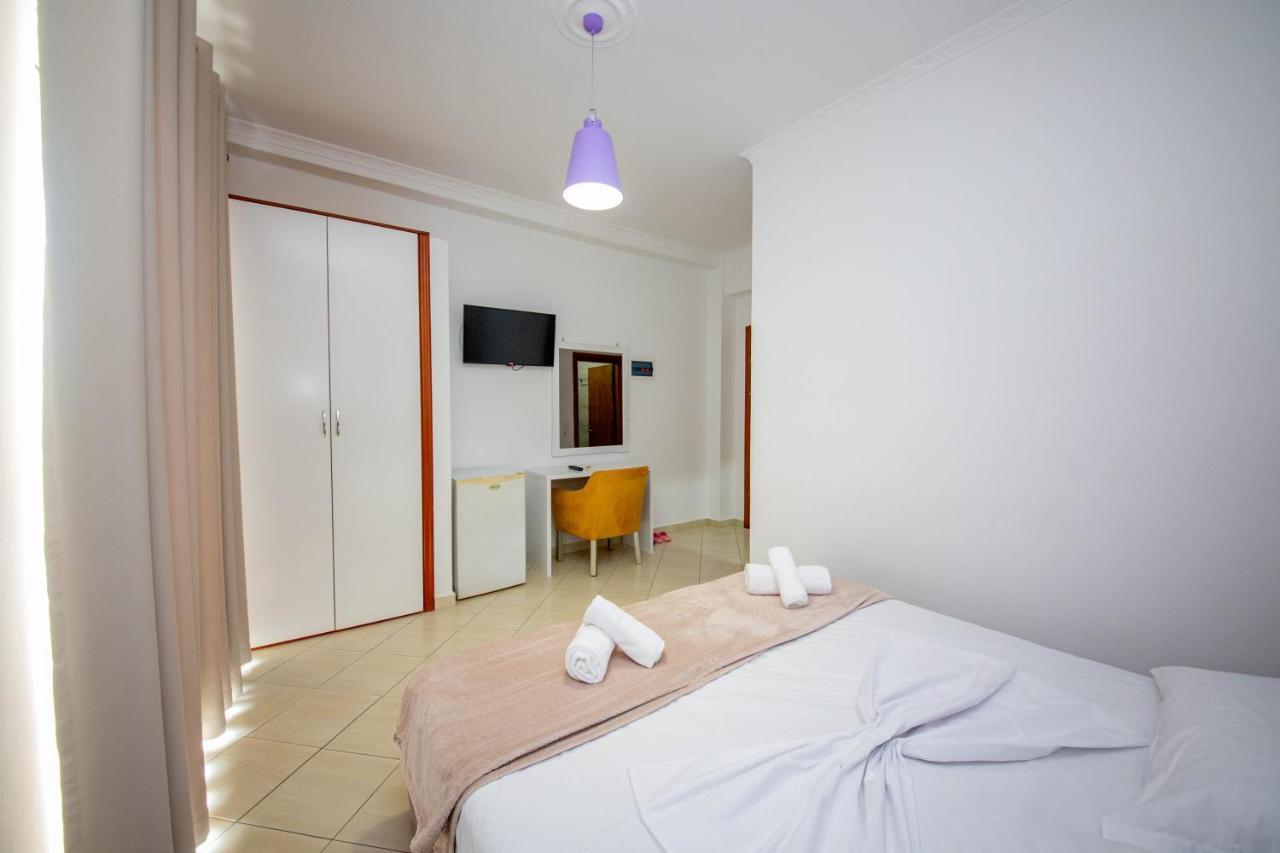 Hotel Keliani Sarandë Exteriör bild