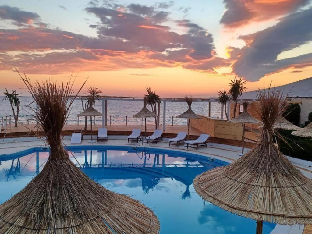 Hotel Keliani Sarandë Exteriör bild